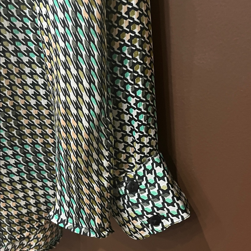 Vero Moda Green Geometric Shirt - Picture 5 of 5